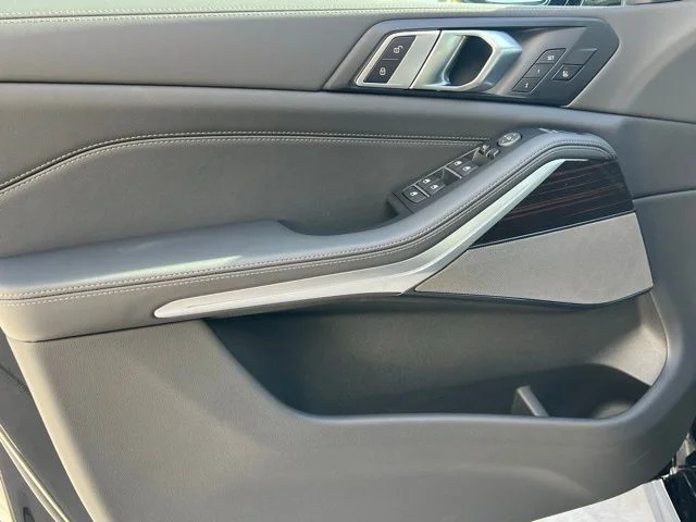 2026 BMW X5 40i - Photo 22
