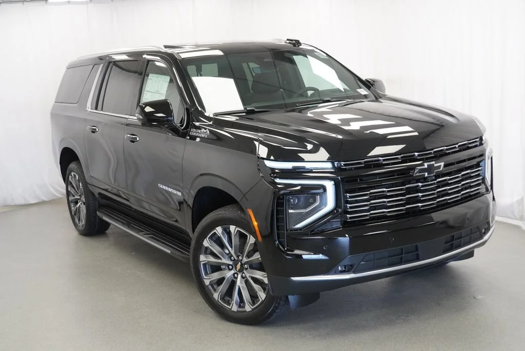 New 2026 Black Chevrolet High Country image 37