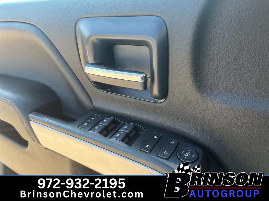 Used 2019 SILVER ICE METALLIC Chevrolet LT image 12