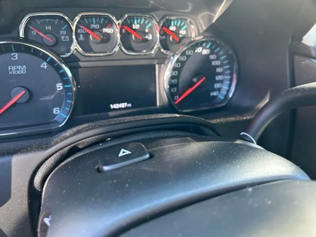 Used 2018 Gray Chevrolet LT image 24