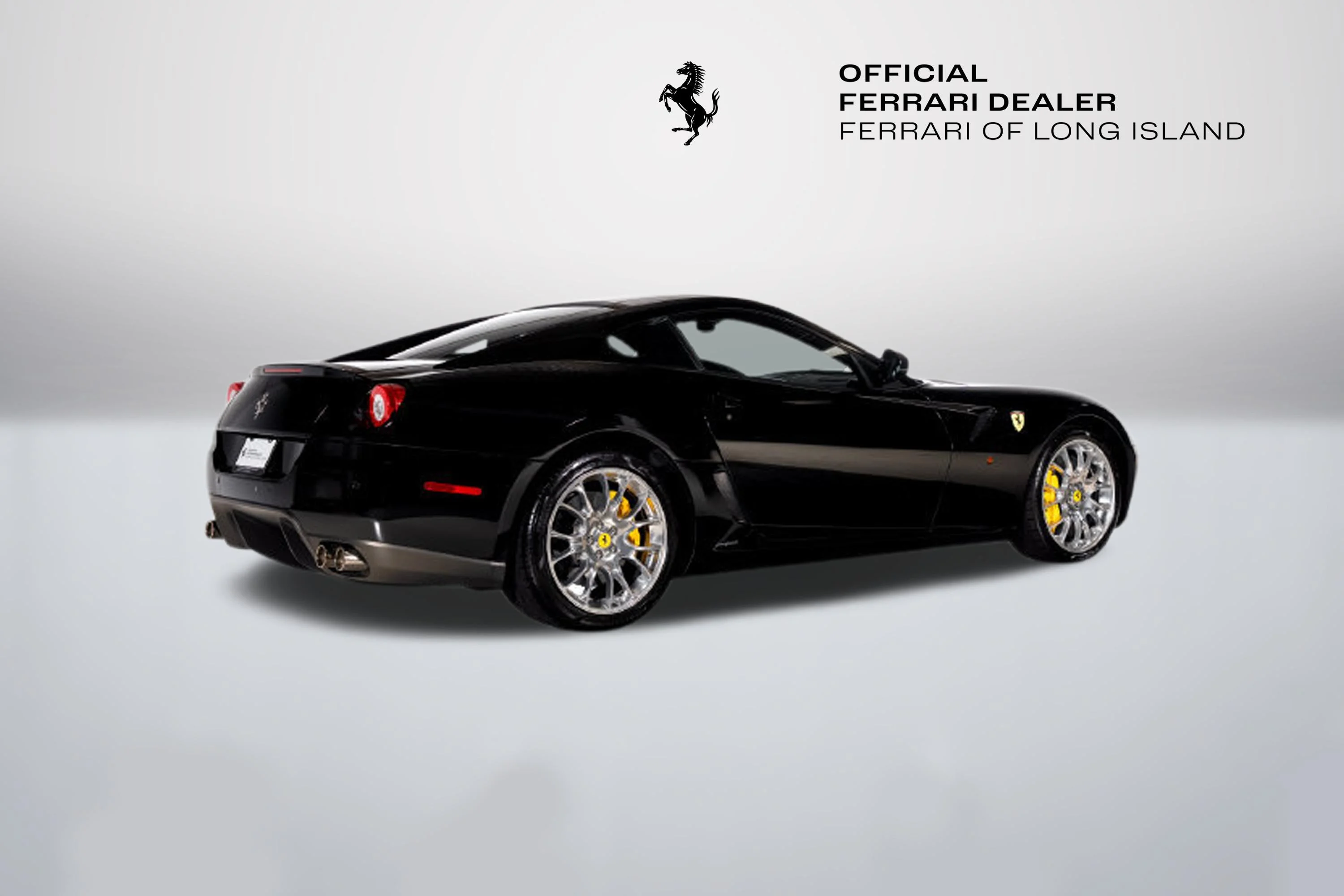 Used 2010 Nero Ferrari  image 2