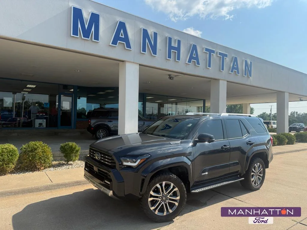 Used 2025 Gray Toyota Platinum image 1