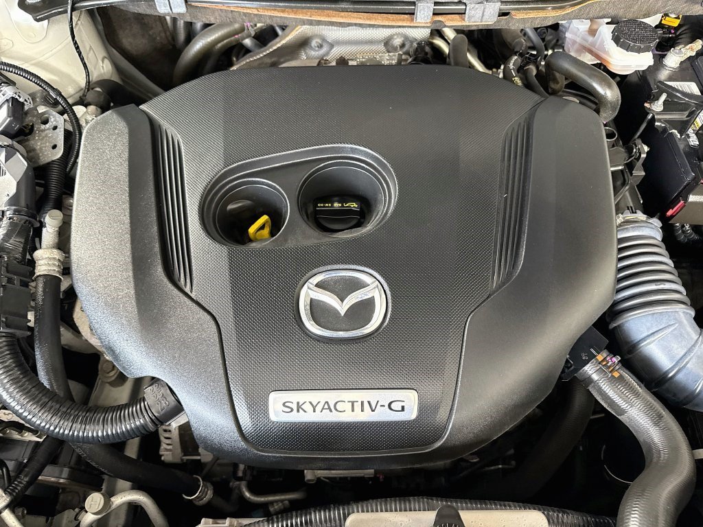 Used 2020 Snowflake White Pearl Mica Mazda Touring image 35