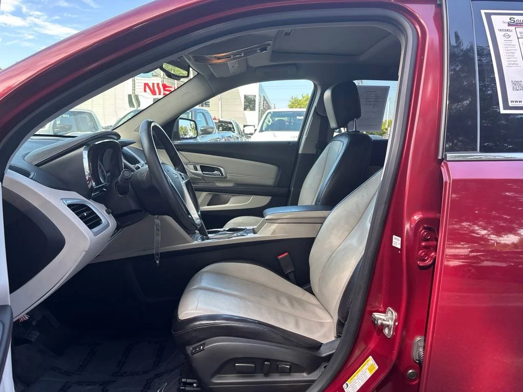Used 2012 Red GMC SLT-2 image 2