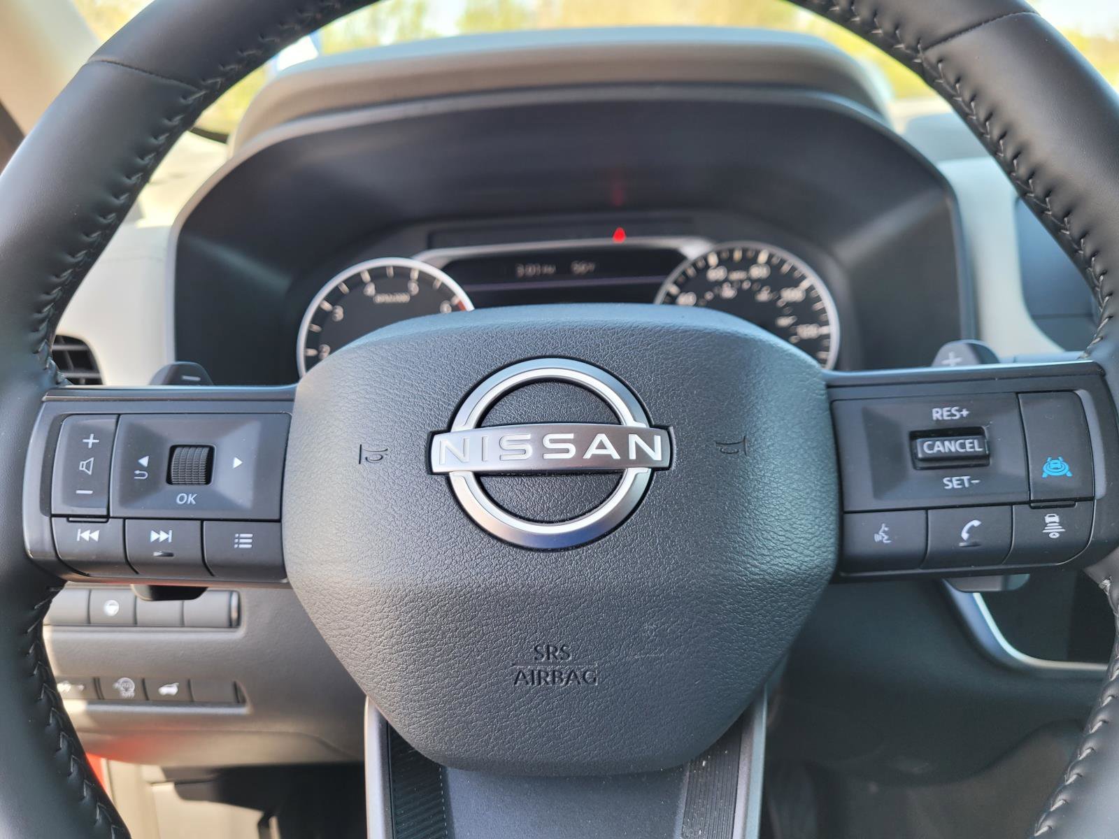 2025 Nissan Rogue SV - Photo 24