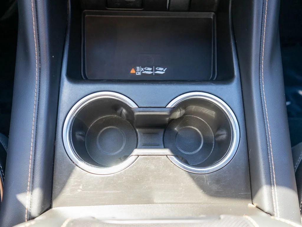 Used 2024 Silver GMC AT4 image 30