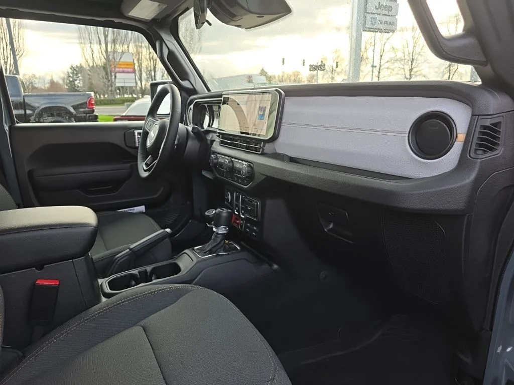 2026 Jeep Wrangler 2-Door Willys - Photo 9