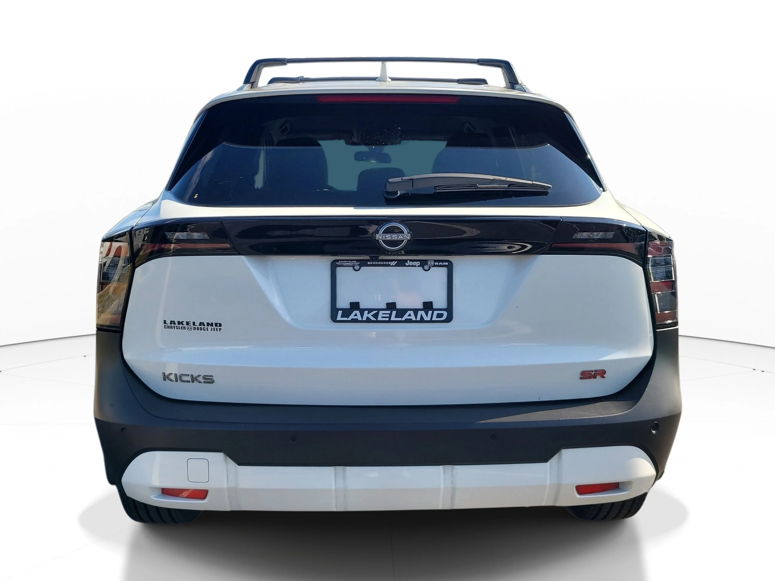 Used 2025 Aspen White Tricoat Nissan SR image 5