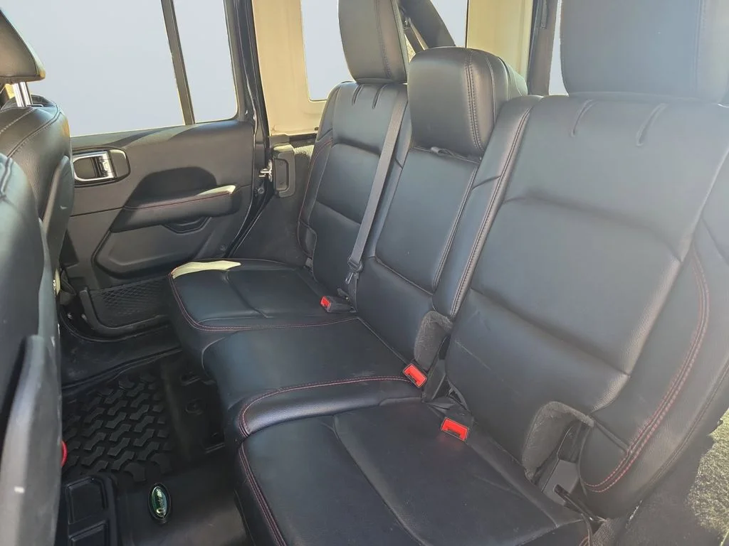 Used 2020 Black Jeep Unlimited Rubicon image 13