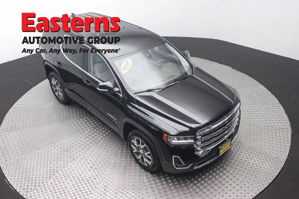 Used 2022 Black GMC SLE image 3