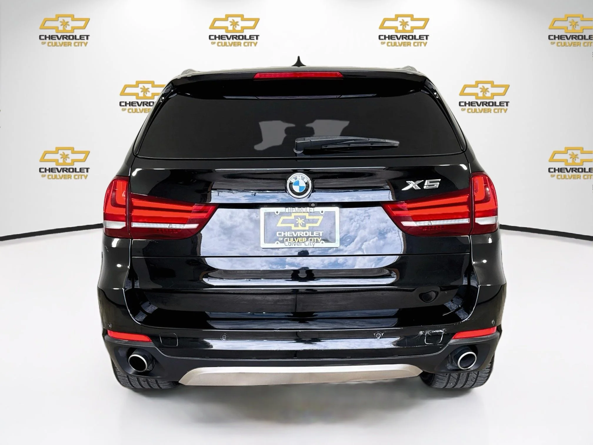 Used 2017  BMW sDrive35i image 7
