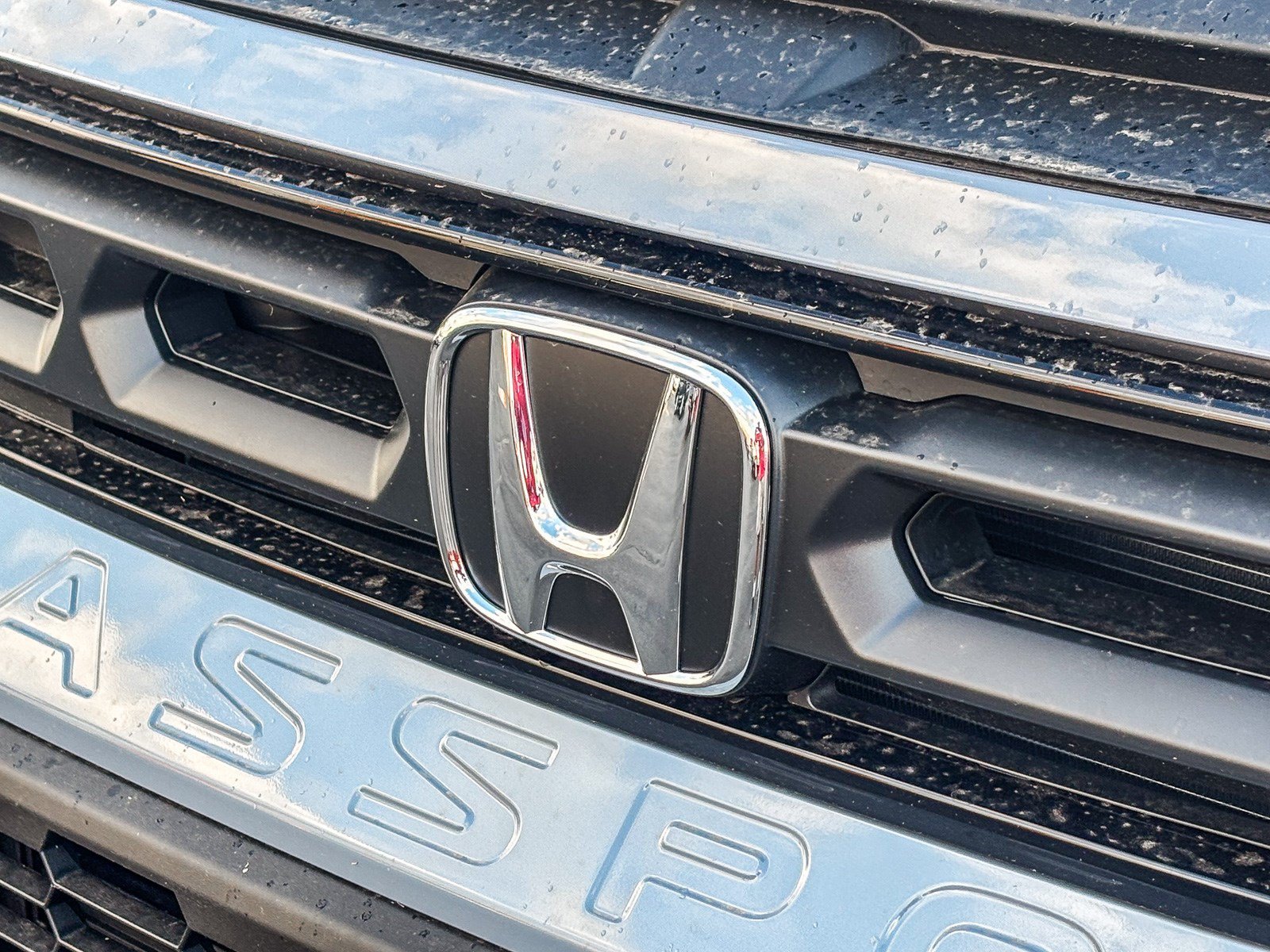 New 2026 Sonic Gray Pearl Honda RTL Towing image 9