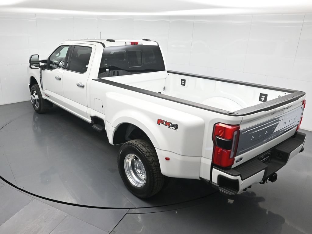 New 2026 Star White Metallic Tri-Coat Ford Platinum image 39