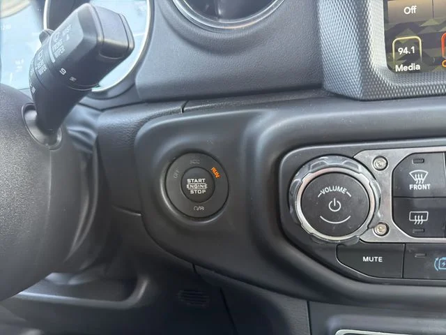 Used 2022 Beige Jeep Unlimited Rubicon 4xe image 27