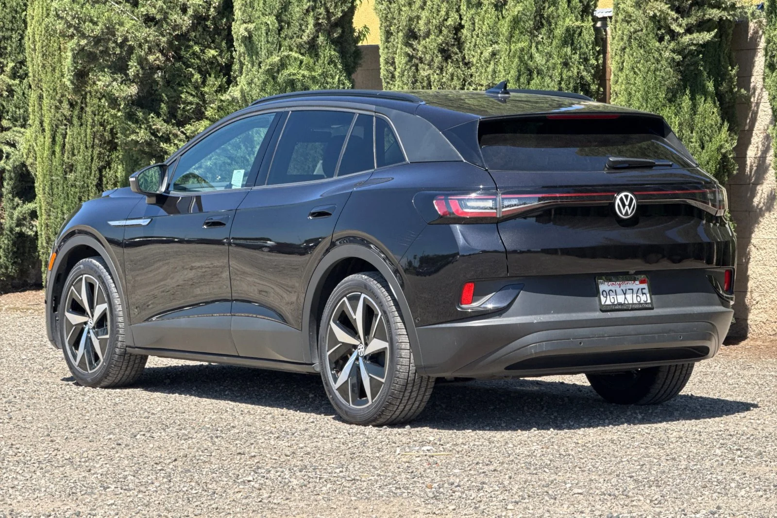 Certified Used 2023 Black Volkswagen  image 6