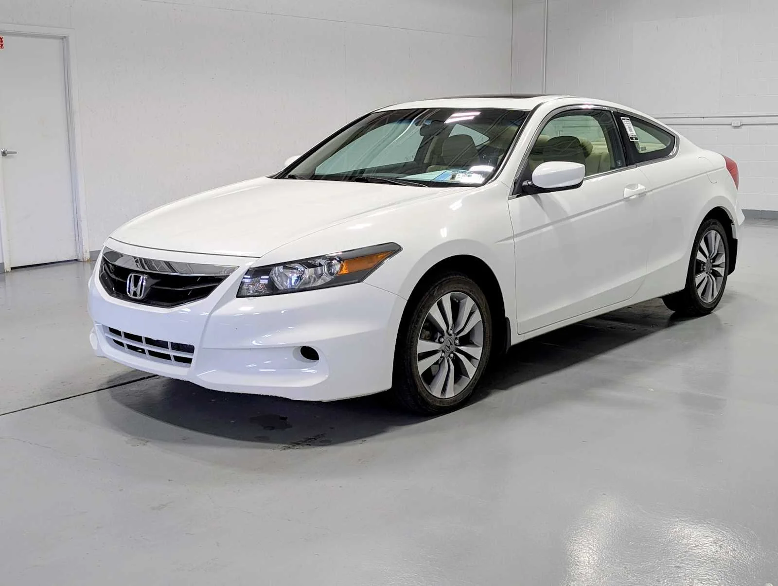 2012 Honda Accord EX-L Auto's photo