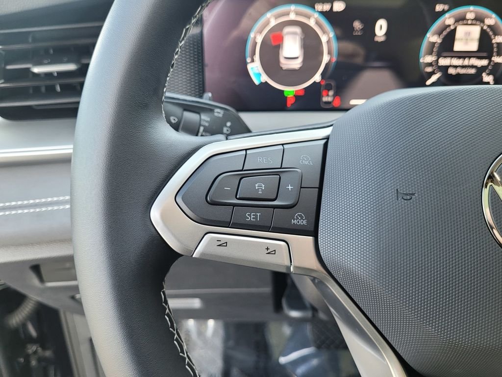 New 2026 Black Volkswagen SE image 21