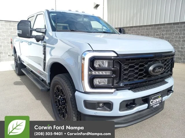 2025 Ford F-350SD Lariat