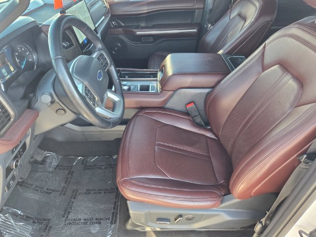 Used 2024 White Ford Limited image 11
