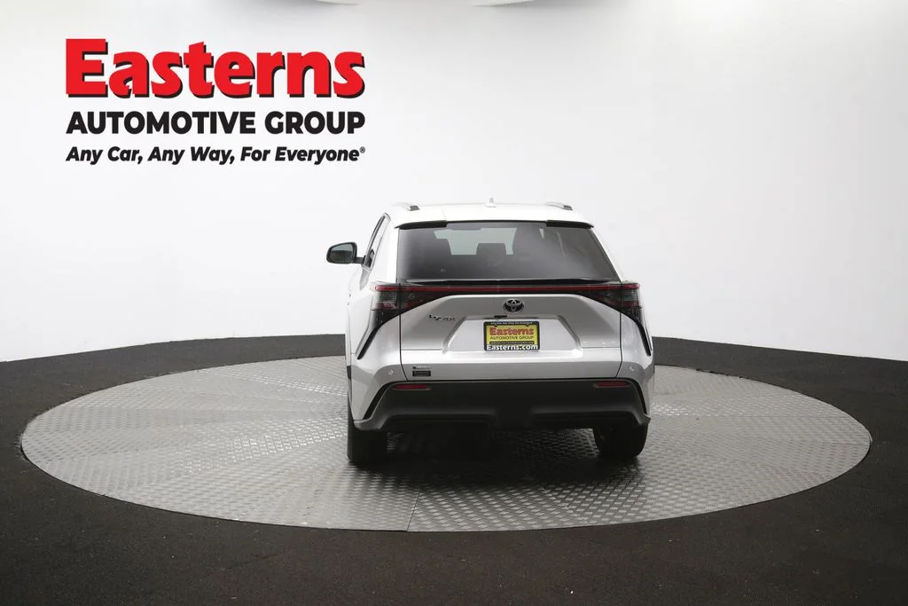 Used 2024 Silver Toyota XLE image 38