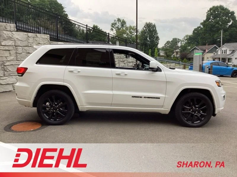 2020 Jeep Grand Cherokee Altitude - Photo 8