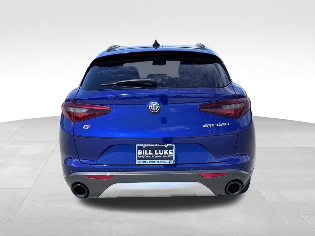 Used 2022 Blue Metallic Alfa Romeo Ti image 8