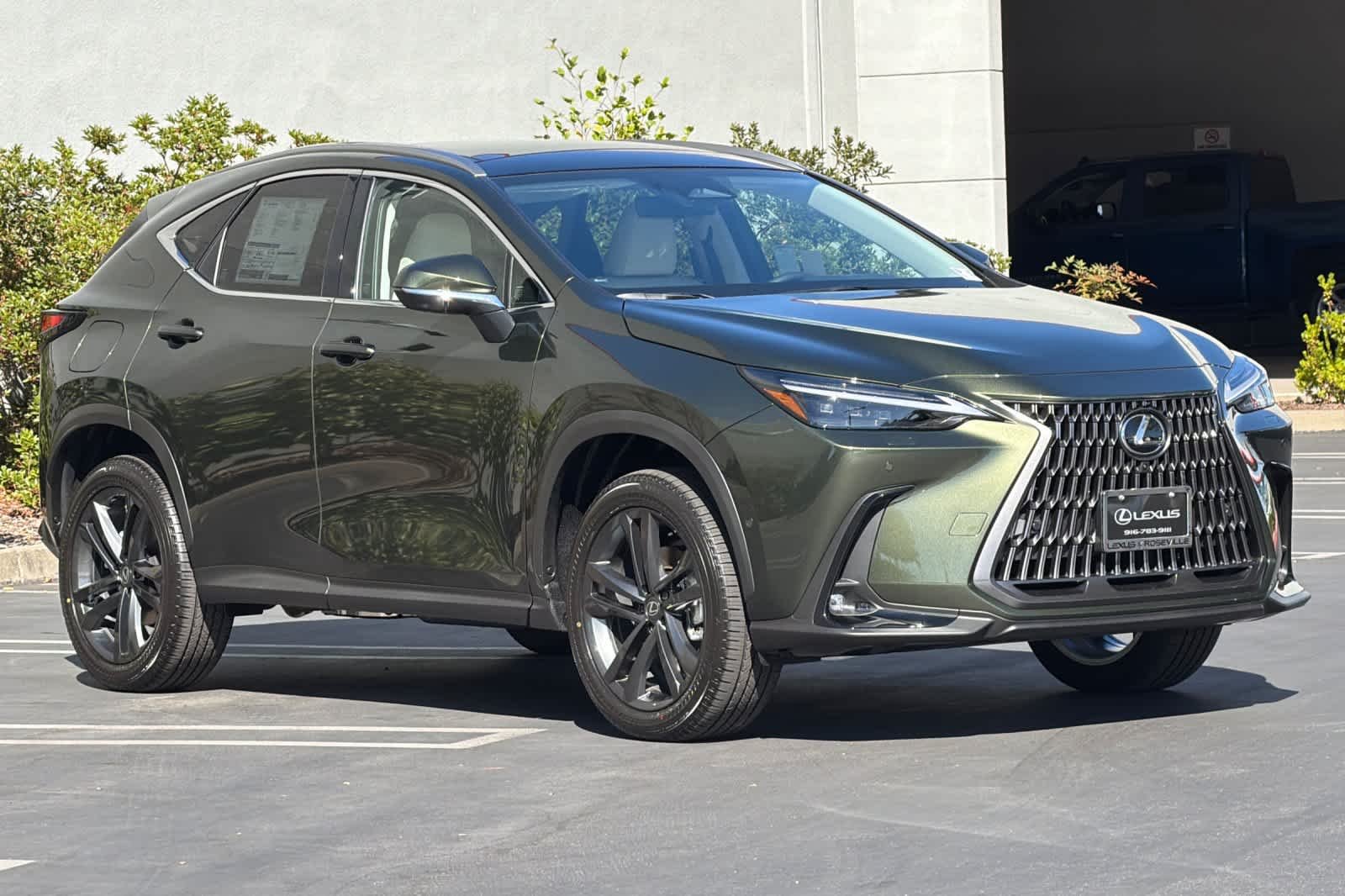 New 2026 Nori Green Pearl Lexus NX 450h+ LUXURY AWD image 5