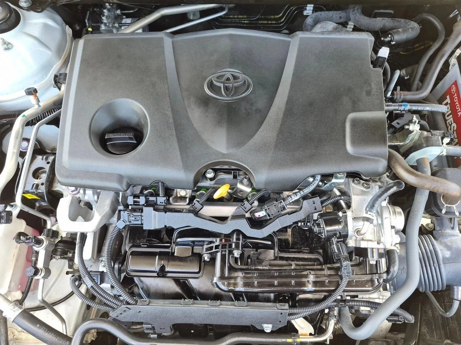 Used 2023 Wind Chill Pearl Toyota XSE image 22