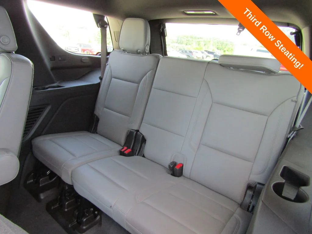Used 2021 White GMC SLT image 23