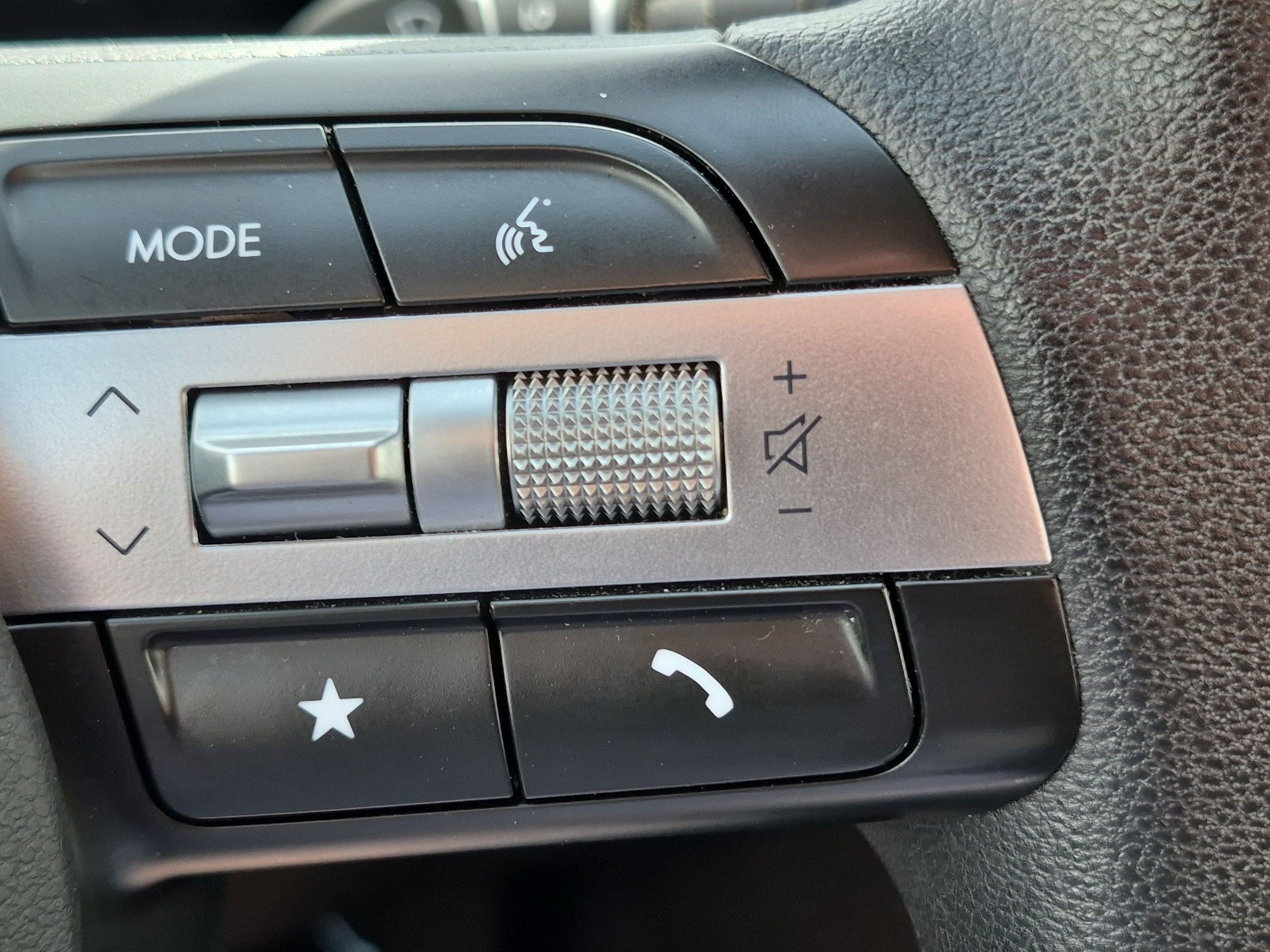 2025 Hyundai Tucson SEL - Photo 18