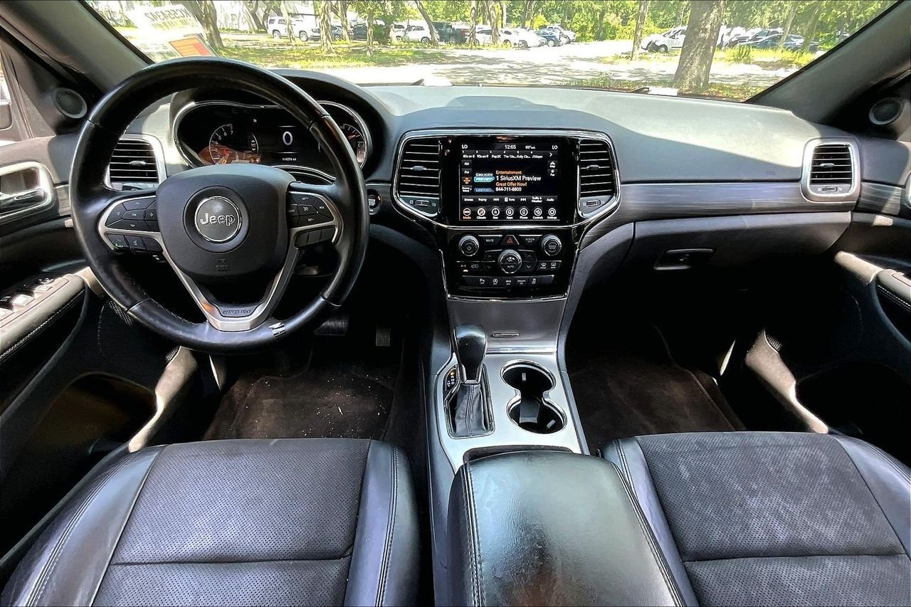 Used 2019 Silver Jeep Altitude image 7