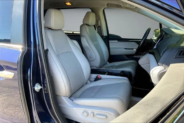 Used 2022  Honda EX-L image 31