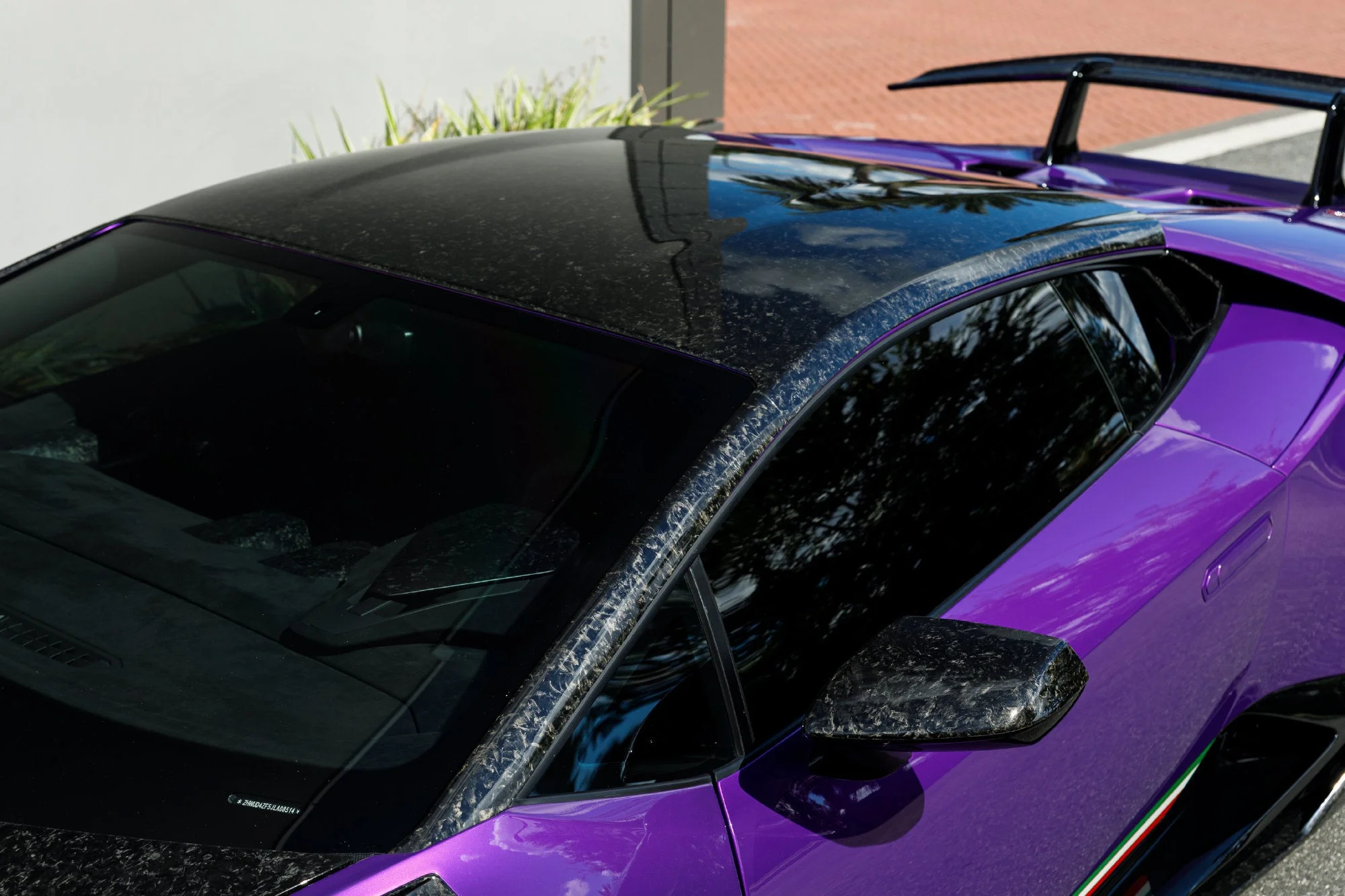 Used 2018  Lamborghini Performante image 17