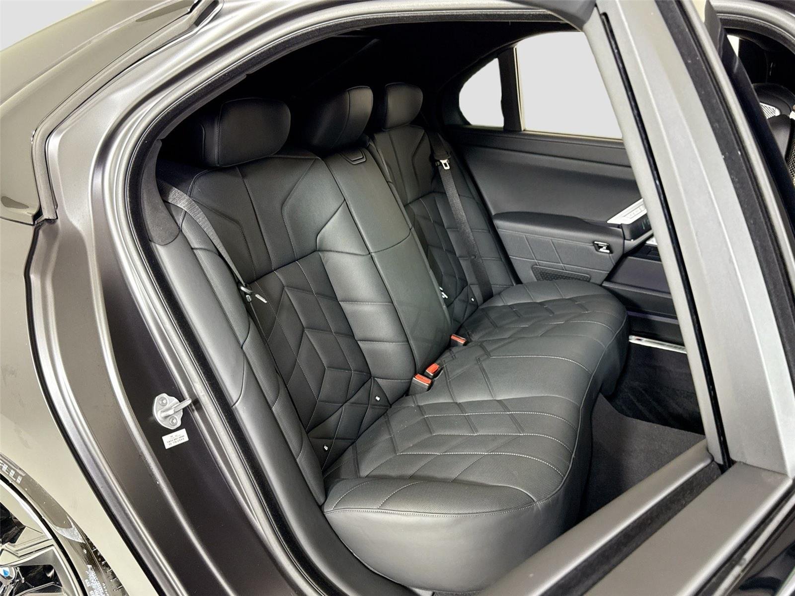 Used 2025 Frozen Deep Grey BMW 760i xDrive | Rear TV | Frozen Paint | B&W Sound System image 30