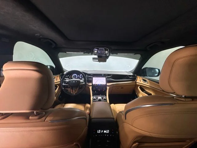 Used 2023 Red Jeep Summit Reserve image 21