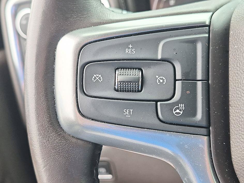 Used 2022 Black Chevrolet LTZ image 17