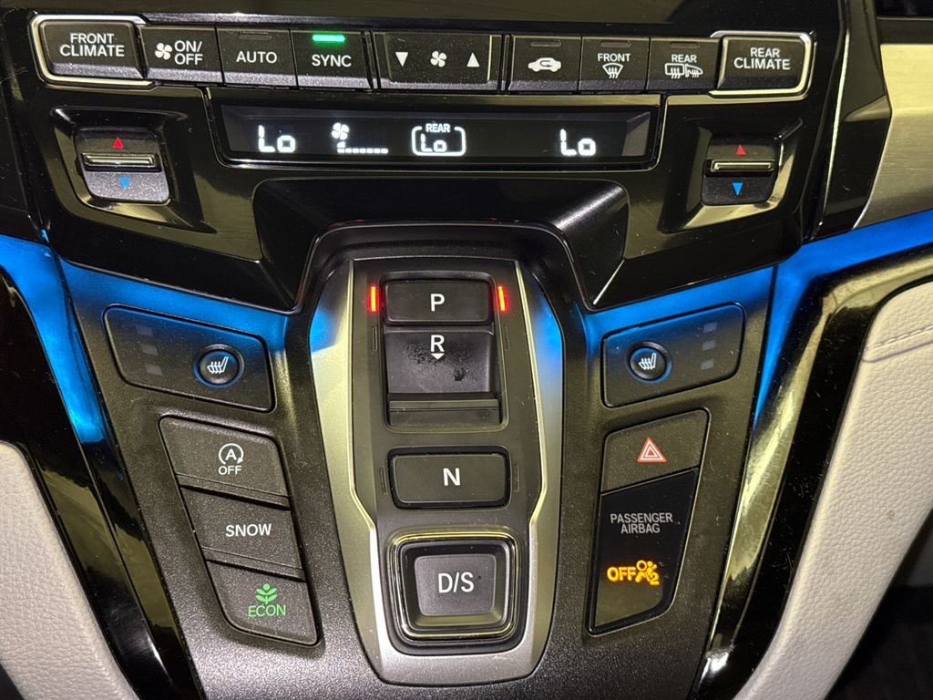 2024 Honda Odyssey Touring - Photo 29