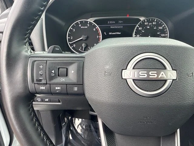 Used 2025 White Nissan SV image 25