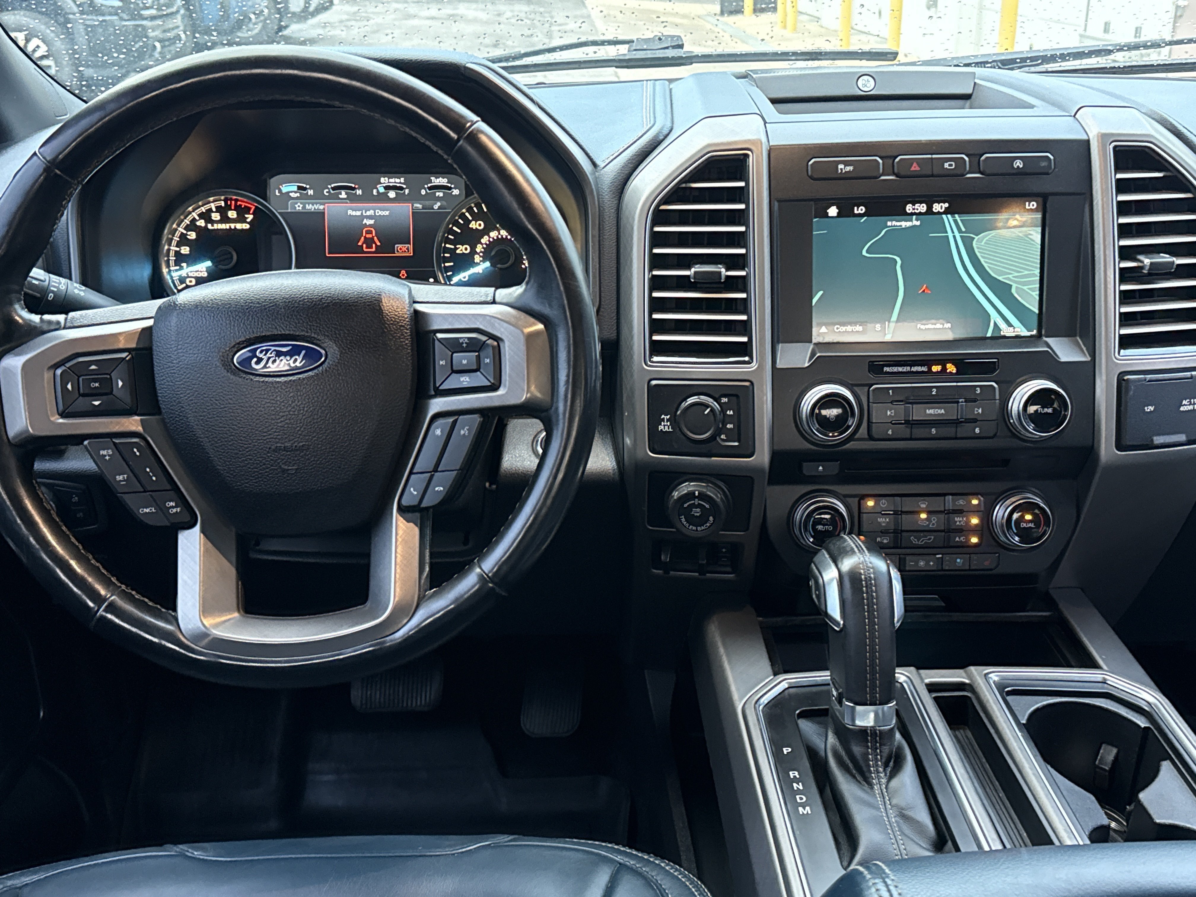 Used 2018 Blue Ford XL image 5