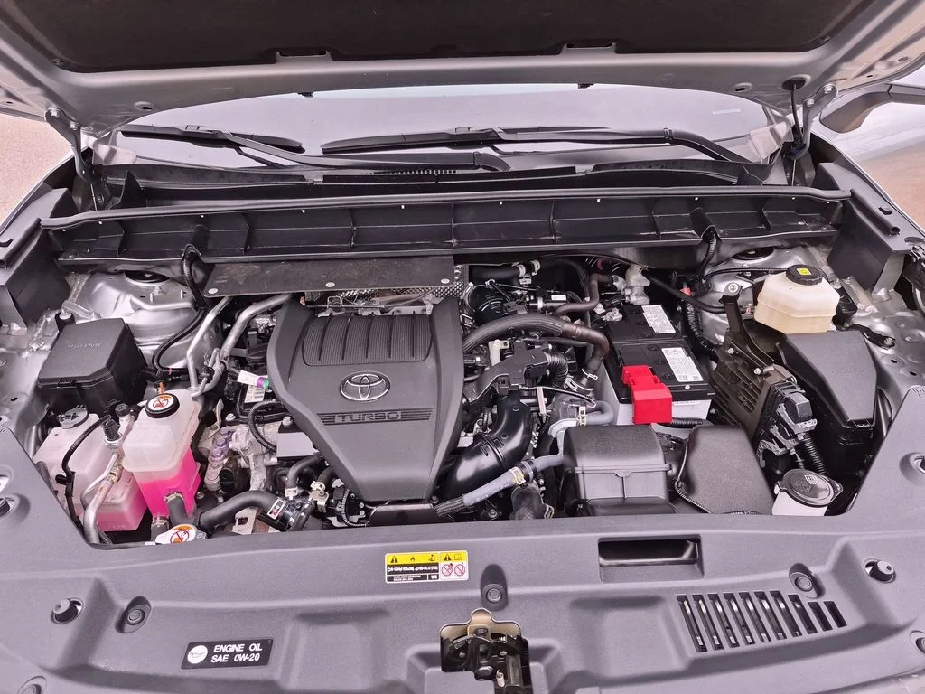 Used 2023 Silver Toyota L image 15