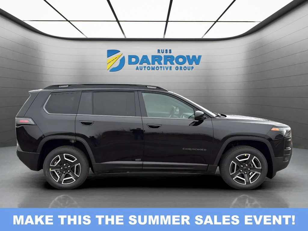 New 2026 Diamond Black Crystal Pearl-Coat Exterior Paint Jeep Laredo image 6