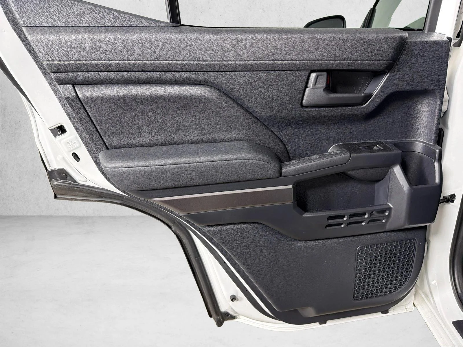 Used 2025 Silver Toyota SR5 image 21