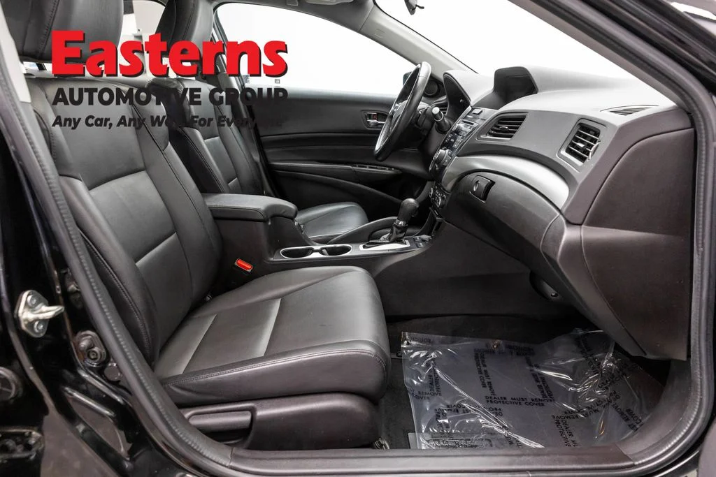 Used 2018 Black Acura 2.4L image 26