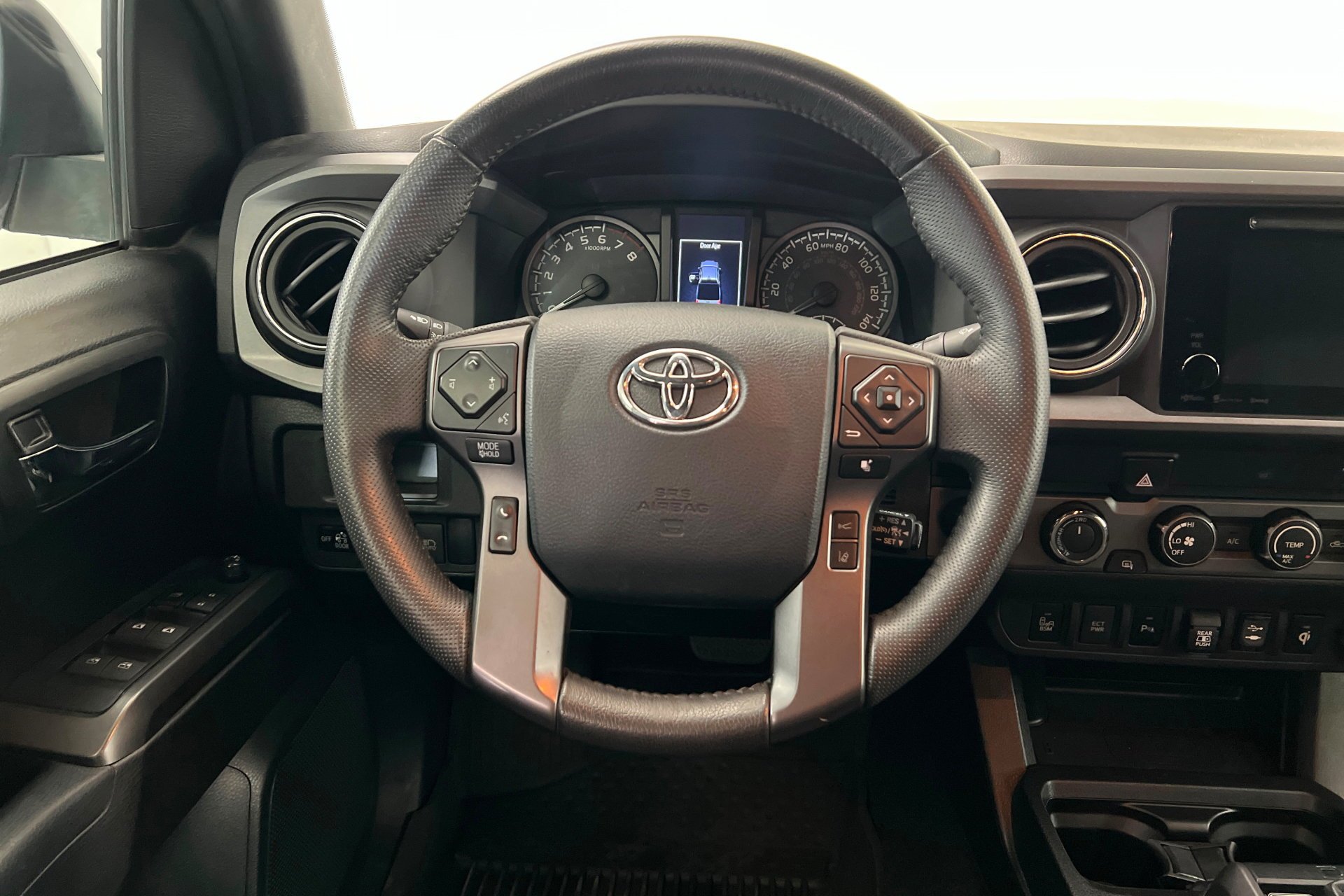 Used 2019 SUPER WHITE Toyota TRD Off-Road image 13
