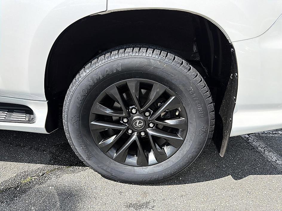 Used 2023 Eminent White Pearl Lexus GX 460 Premium image 10