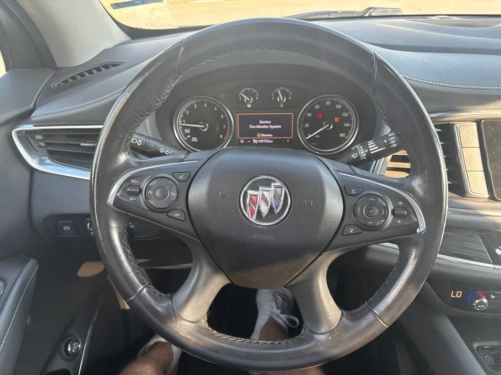 Used 2020 Includes Spectra Gray lower exterior accent color.) Buick Essence image 9