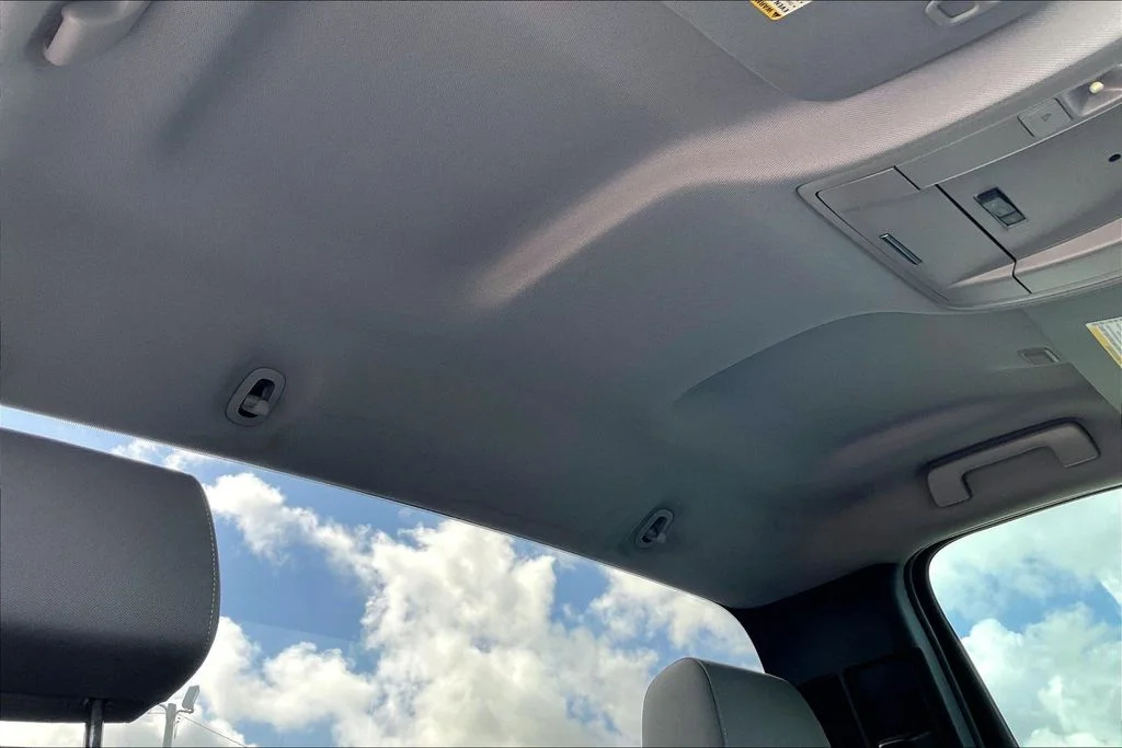 Used 2016 Blue Chevrolet LS image 24