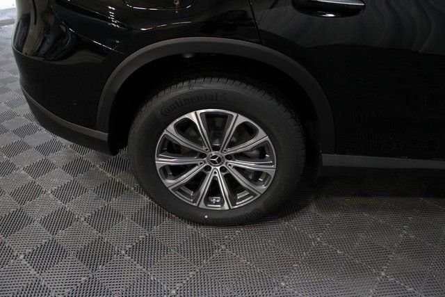 New 2026 Black Mercedes-Benz GLC 300 image 11