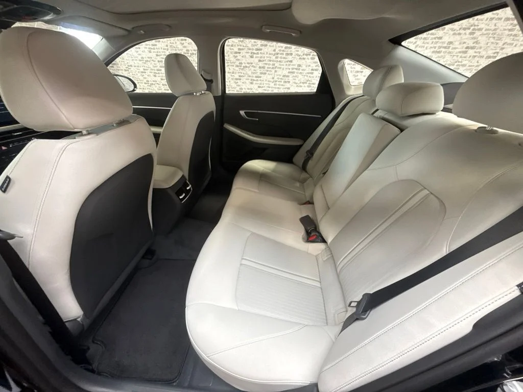 New 2026 Abyss Black Hyundai SEL image 13