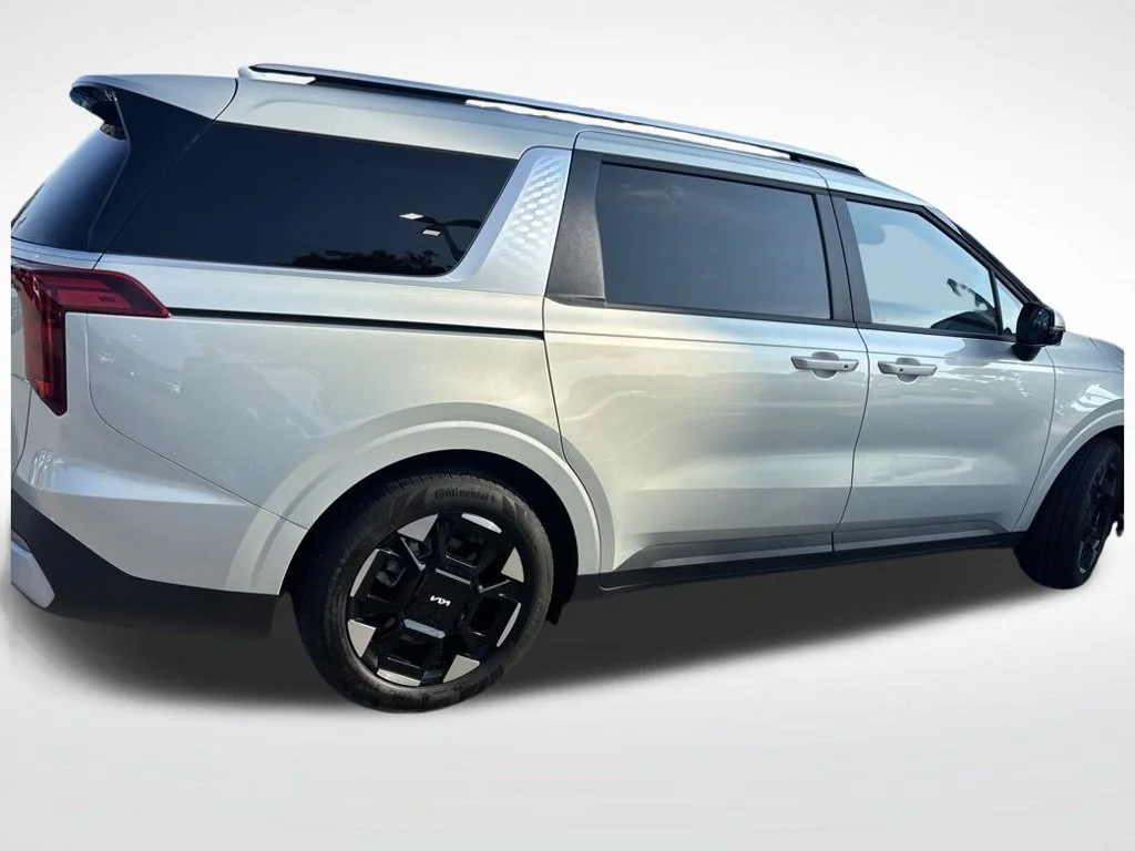Used 2025 White Kia EX image 3